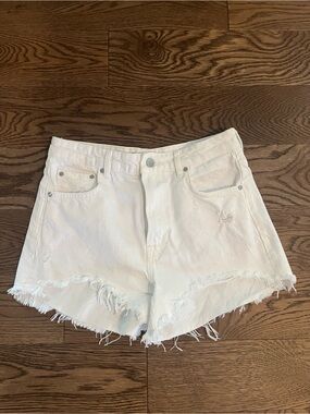 Zara White Distressed High-Rise Women’s Denim Shorts
